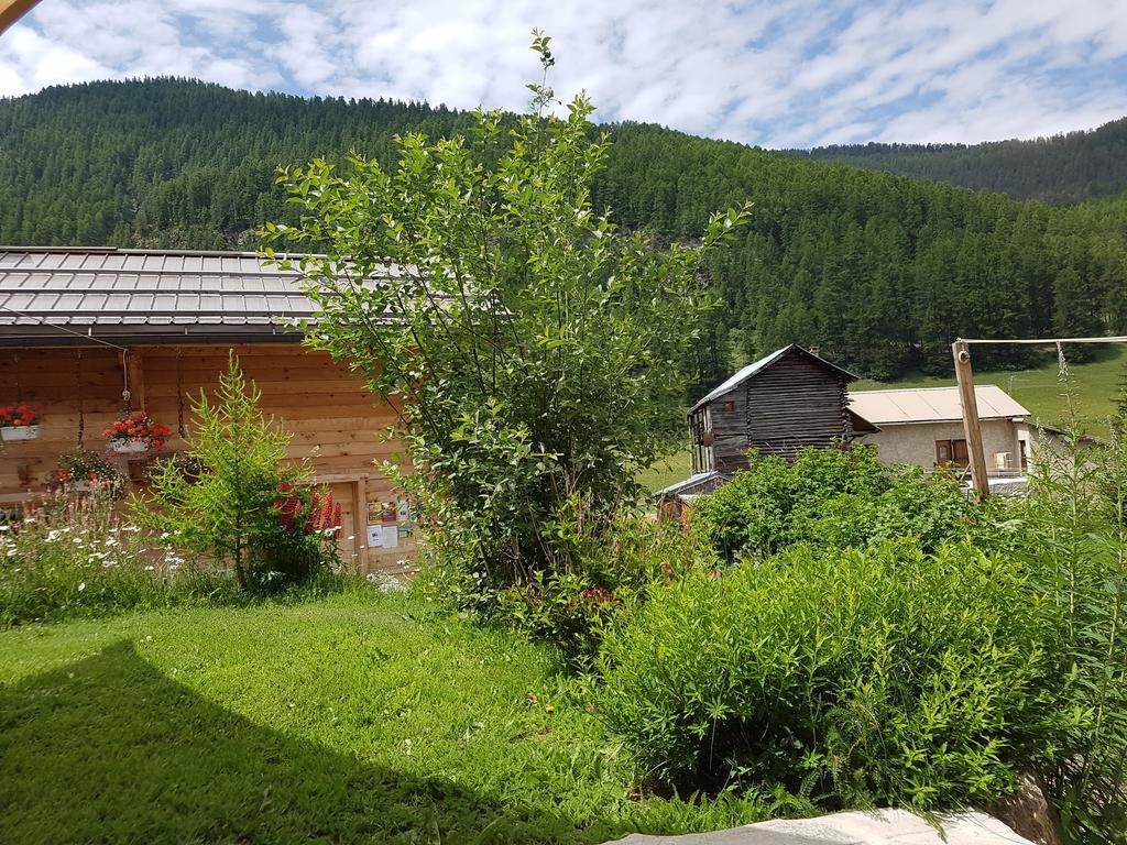 Le Chalet Du Queyras And Spa Molines-en-Queyras Zewnętrze zdjęcie